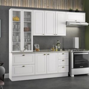 Cozinha com cristaleira de 2 portas de vidro aéreo com 3 portas de giro aéreo com 1 porta basculante módulo inferior com 2 portas módulo com 2 gavetões módulo com 3 gavetas.